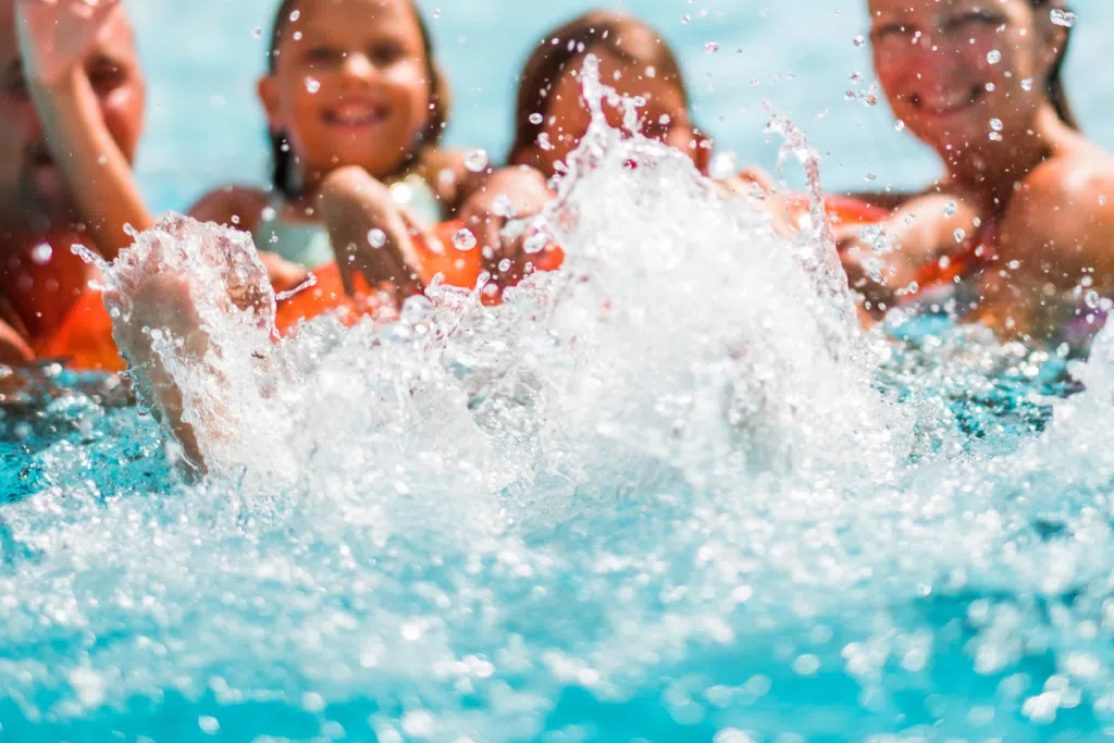 Splashing in pool