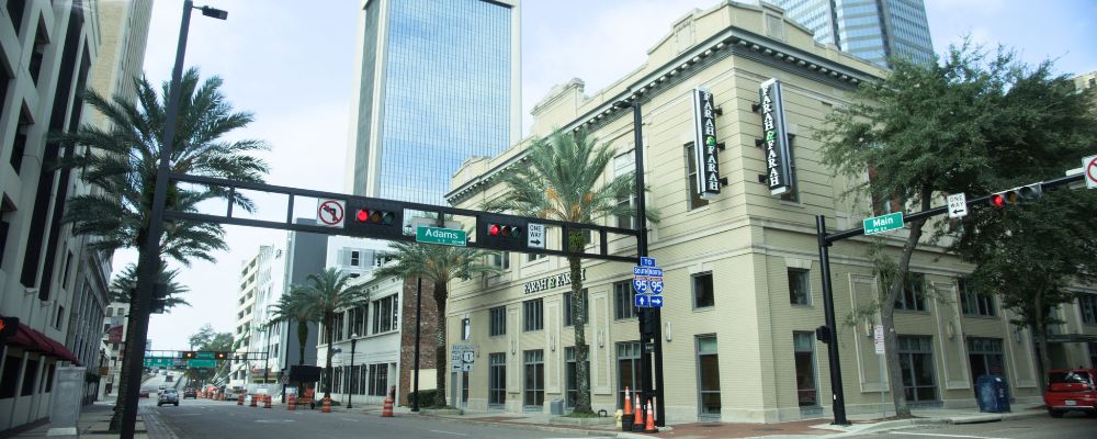 Exterior, street view of Farah & Farah's Jacksonville office