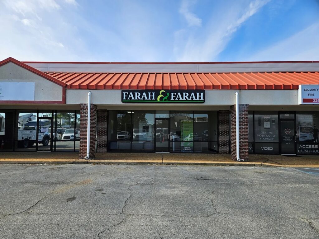 Exterior view of Farah & Farah's Albany, GA office